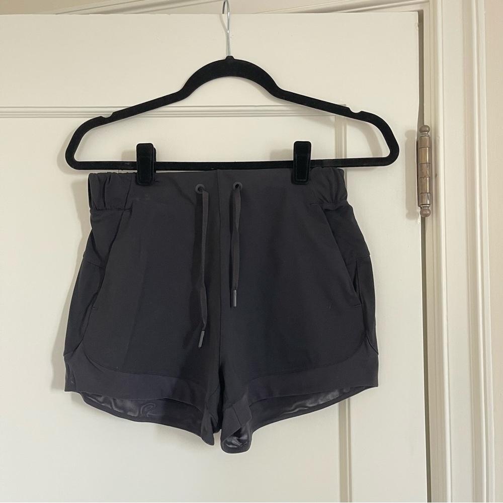 Lululemon Shorts - Picture 1 of 5